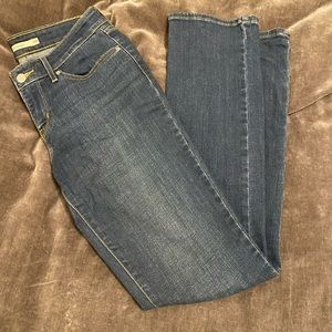 Levi jeans